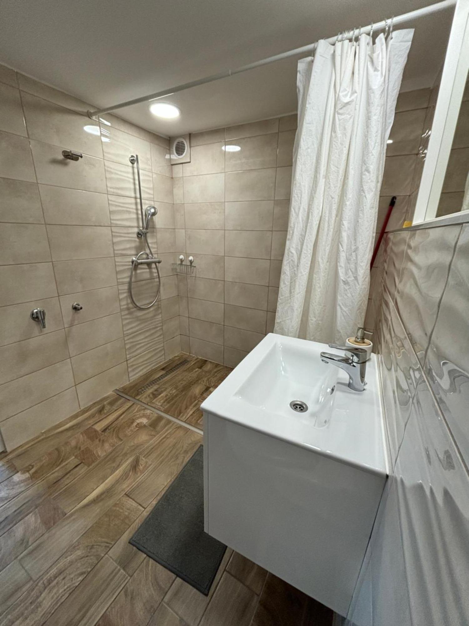 Benjamin Apartman Budapest Luaran gambar
